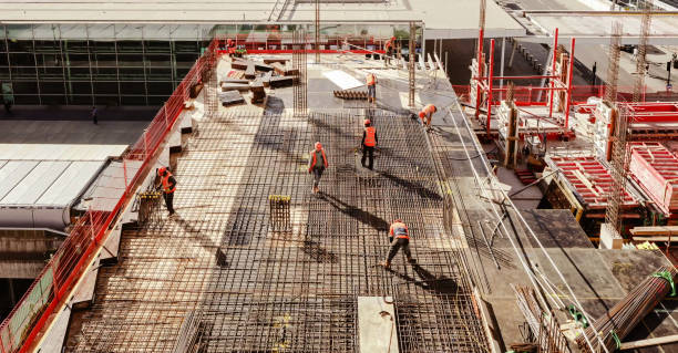 Best Concrete Flooring Contractor  in Lipatria, CA
